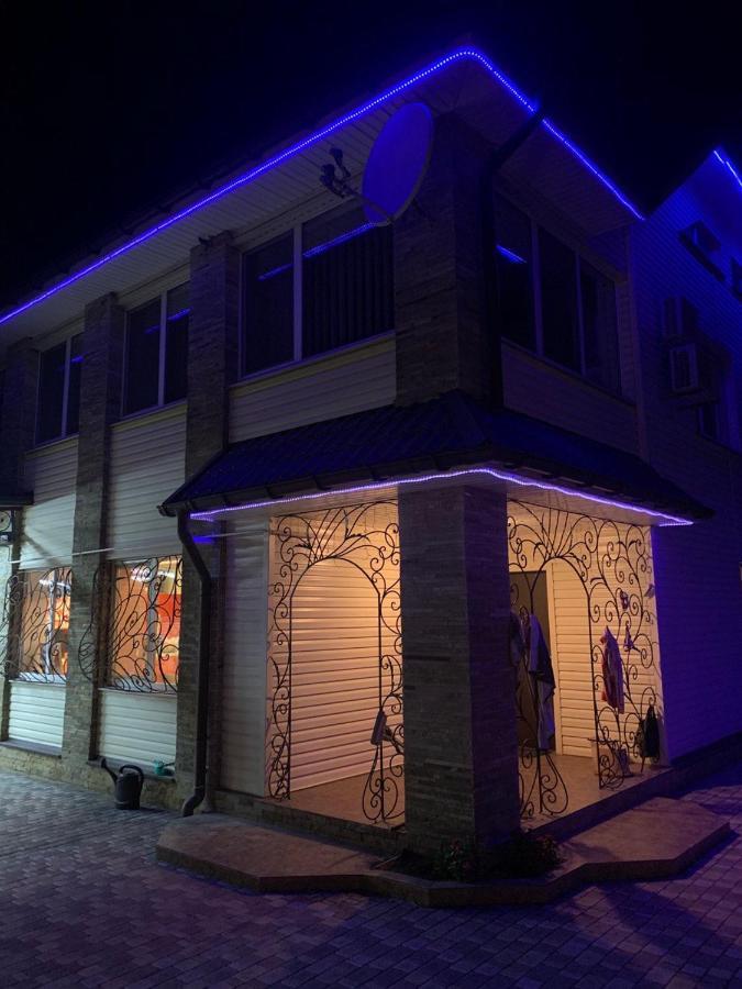 Приватний Будинок З Сауною Та Більярдом Khascheve Exterior photo